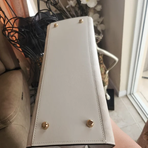 Coach white bag. Beautiful bag - Picture 7 of 12